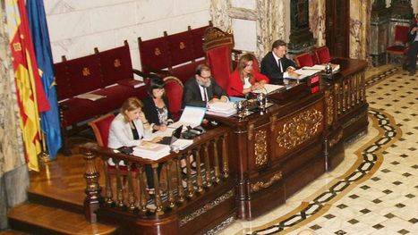 El Pleno del Ayuntamiento de Valencia requiere al estado la eliminación de la tasa de reposición de policía local y bomberos