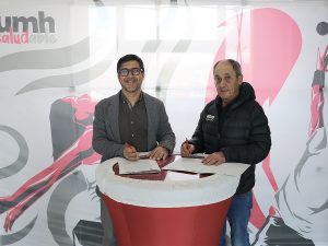 UMH y Club Celtic Elche firman convenio para impulsar el fútbol base