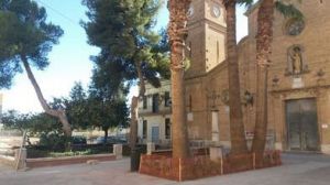 El ayuntamiento de Valencia dignifica la plaza de la iglesia de Sant Lluís Bertran