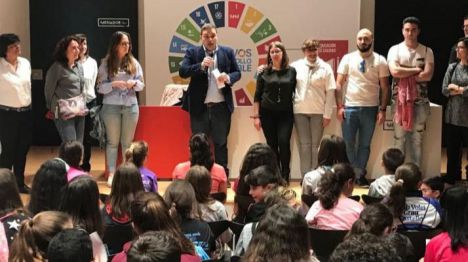 López reivindica el derecho a la educación de los niños y las niñas en Castellón