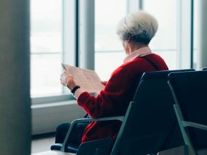 Recomendaciones de la UMH para formar profesionales sanitarios ante la soledad en ancianos