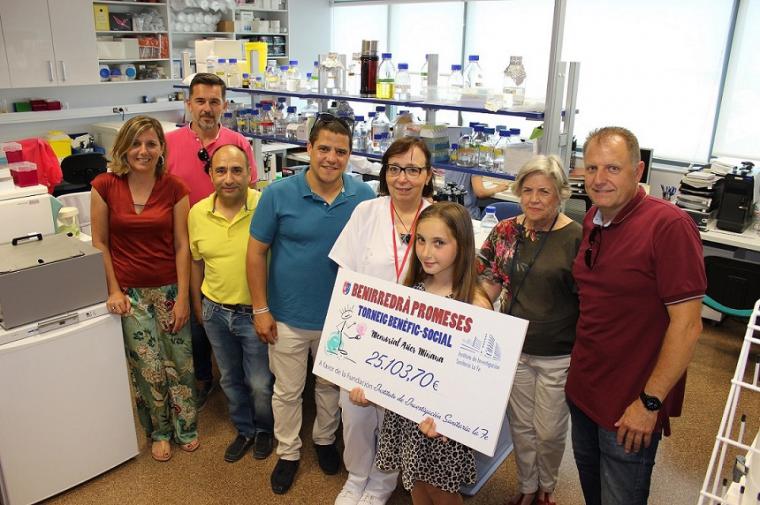 El Torneig Benirredrà Promeses entrega más de 25.000 euros al IIS La Fe para la investigación del cáncer infantil