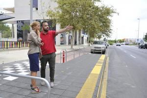 Castellón concluye la instalación de plataformas para mejorar la accesibilidad en paradas de bus