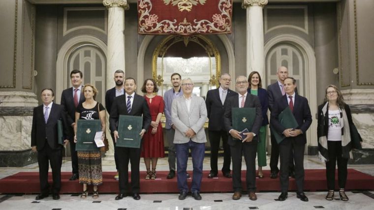 València se reivindica como 'ciudad de valores' en la entrega de distinciones con motivo del 9 d'Octubre