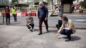 La plaza del Ayuntamiento de Valencia empieza su conversión en una gran zona para peatones