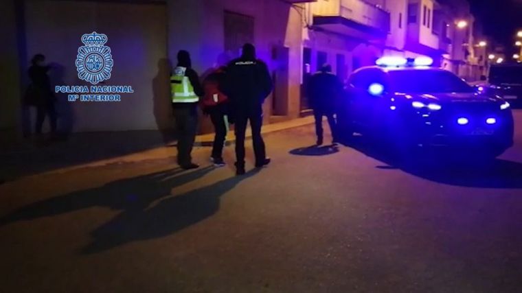 La Policía detiene el día de Navidad a una persona por amenazar a los viandantes con un machete