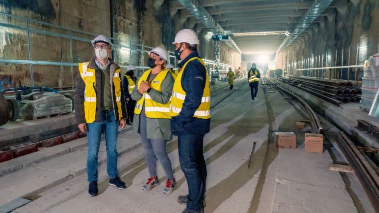 Se instalan los primeros carriles en el tramo subterráneo de la Línea 10 de Metrovalencia