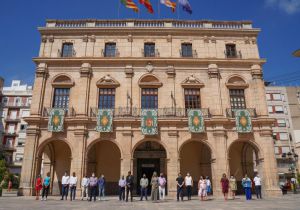 Castelló inicia el 770 Aniversario de la ciudad con volteo de campanas, gaiatas y mitología