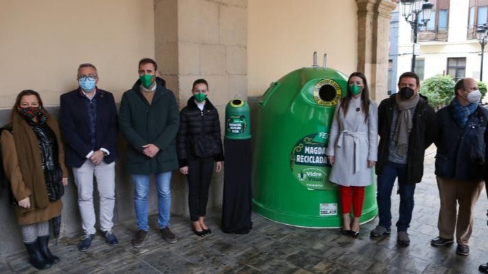 Castelló premiará a las collas y gaiatas que más vidrio reciclen durante la Magdalena