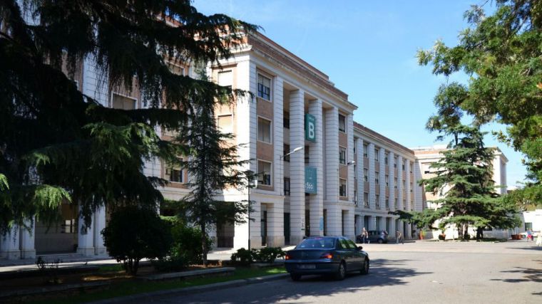 Búnkeres para aceleradores lineales en los hospitales de Gandía, Alzira, Elche y General de València