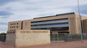 La Audiencia de Castellón condena a seis años de prisión a dos hombres por violar a una mujer tras dejarla inconsciente