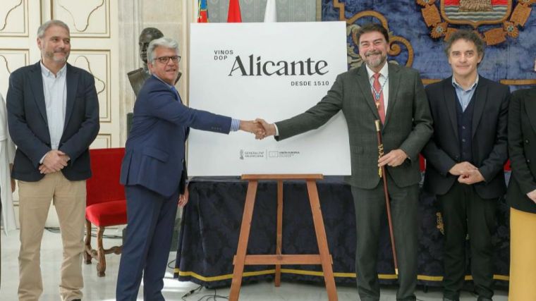 Barcala defiende la excelencia de los vinos alicantinos en su 90º aniversario