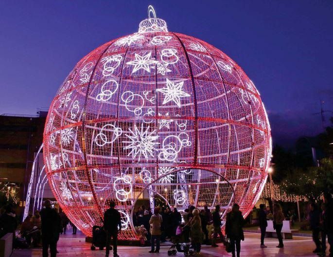 Navidad: Alicante ilumina más barrios con 2,6 millones de luces y anuncia el encendido este viernes