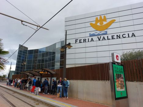 Metrovalencia ofrece servicios especiales de tranvía para acudir a 'Dreamhack Valencia Winter'
