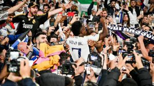 Un juzgado de Valencia condena a ocho meses de cárcel a los tres aficionados que profirieron insultos racistas a Vinicius en Mestalla