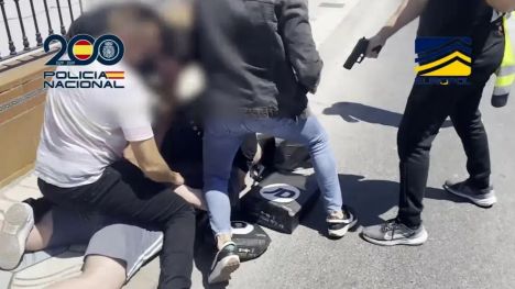 Detenciones en Alicante: Reclutaban a menores suecos y daneses para la comisión de asesinatos y atentados con artefactos explosivos