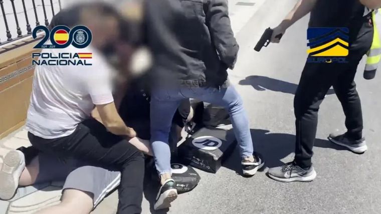 Detenciones en Alicante: Reclutaban a menores suecos y daneses para la comisión de asesinatos y atentados con artefactos explosivos
