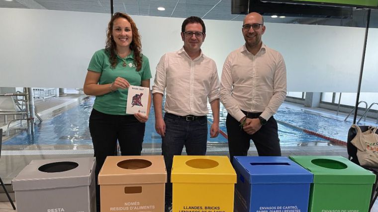 Instalan contenedores de reciclaje en 135 comercios y asociaciones de Castelló