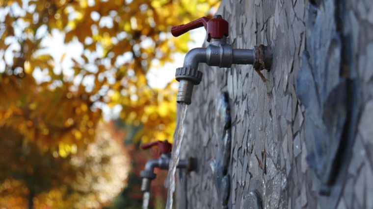 La Diputación de Valencia apoya a 90 municipios en la crisis de agua tras la riada