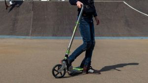 Alicante registra más de 2,500 multas por infracciones con patinetes en 2025