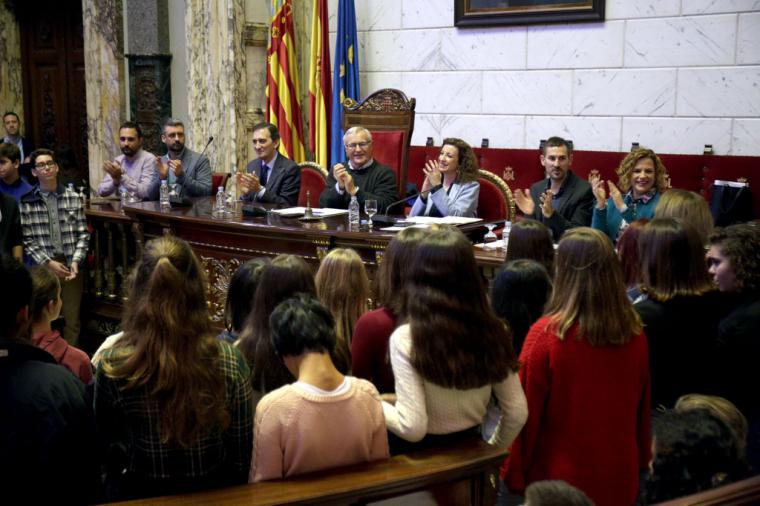 Ribó: 'València ha de ser un espacio abierto e igualitario donde los niños y las niñas también seáis protagonistas'
