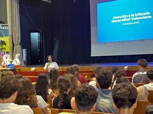 La Generalitat garantiza atención a todos los menores en riesgo que solicitan ayuda