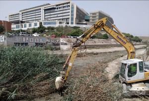 Alicante inicia limpieza de barrancos para prevenir daños por lluvias