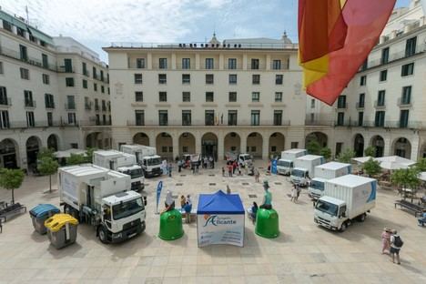 Alicante aumenta notablemente la recogida de envases y cartón en la última década