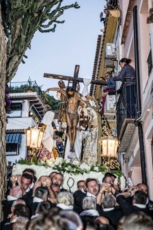 Alicante celebra el ecuador de la Semana Santa con nuevas imágenes en su procesión