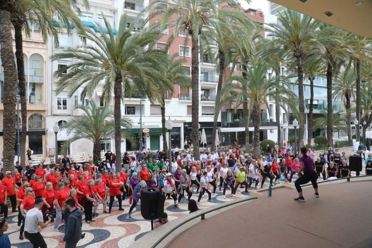 Alicante adjudica a Sararte la gestión de actividades para mayores por casi 380.000 euros