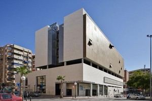 Alicante inaugura un Centro Comunitario para fomentar la convivencia entre generaciones