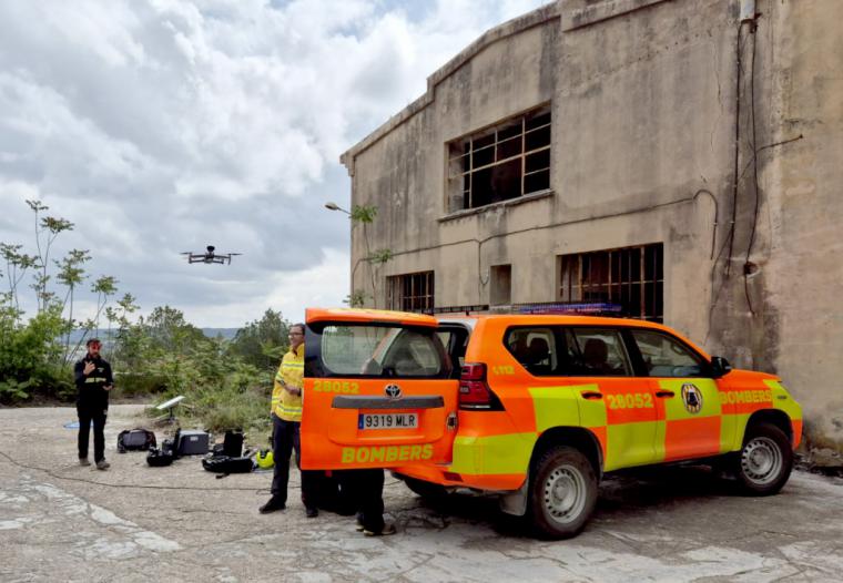 Bombers de València inicia prácticas para su nueva unidad de drons