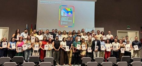Camarero aboga por entornos inclusivos y diversidad en el Día del Orgullo