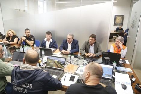 Carlos Mazón supervisa la situación de lluvias en Orihuela