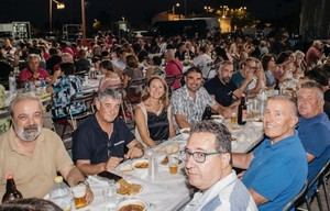Carrasco celebra las fiestas de verano con los vecinos de Benadressa