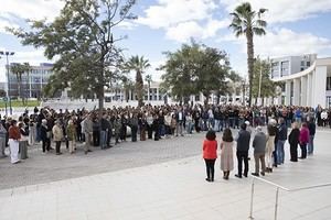 Universidad UJI se une en silencio contra la violencia machista tras un nuevo asesinato