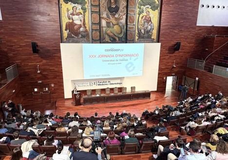 Expertos analizan más de 1.000 apellidos valencianos en congreso de la Universitat de València