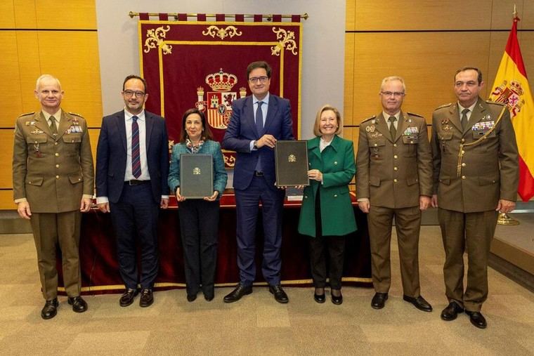 Convenio para impulsar la conectividad 5G en las Fuerzas Armadas españolas
