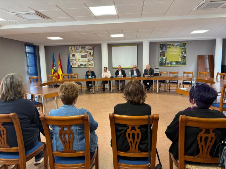Diputación de Valencia lanza ayudas y nuevo transporte a demanda para la Serranía