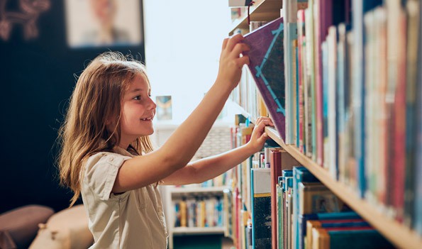 Campaña de donación de libros para bibliotecas escolares afectadas por la DANA