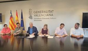 Acuerdo en Educación: 200 euros más y seis días libres para docentes en Valencia