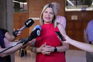 La Generalitat y sindicatos avanzan en mejoras educativas clave