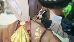 El Ayuntamiento anticipa las ayudas para la construcción de fallas un mes antes