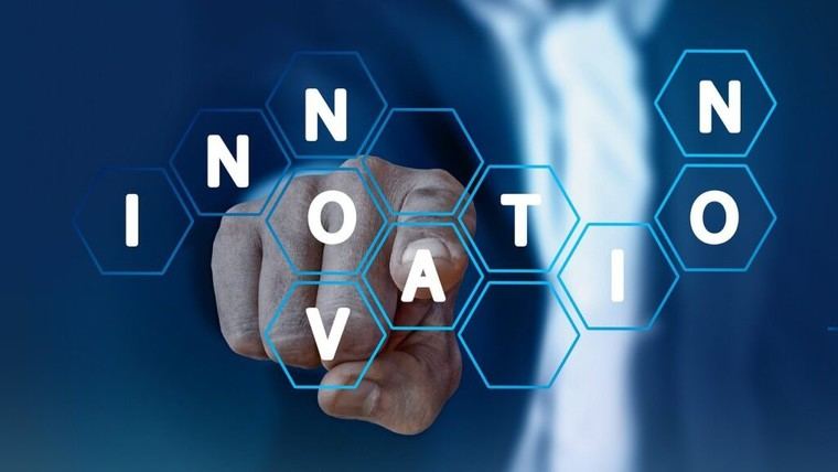 València y IBM lanzan programa para mejorar habilidades digitales y empleo