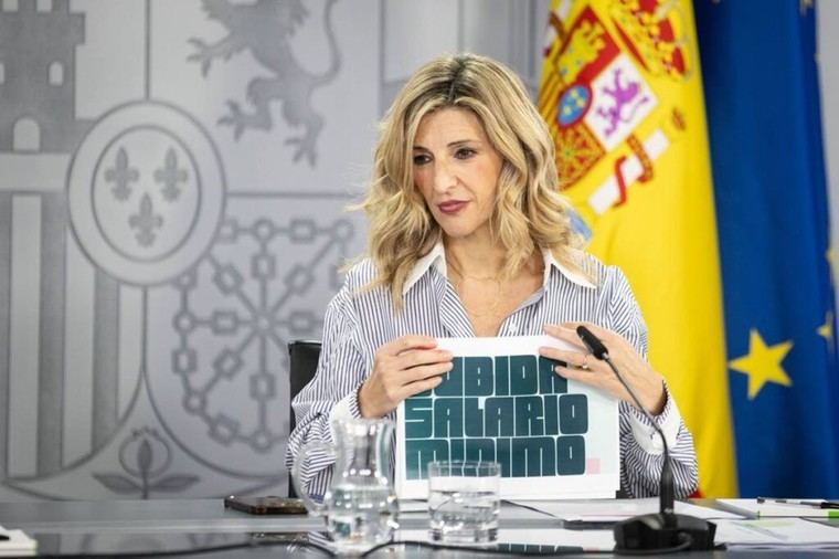 Gobierno eleva el SMI a 1.184 euros mensuales desde enero de 2025