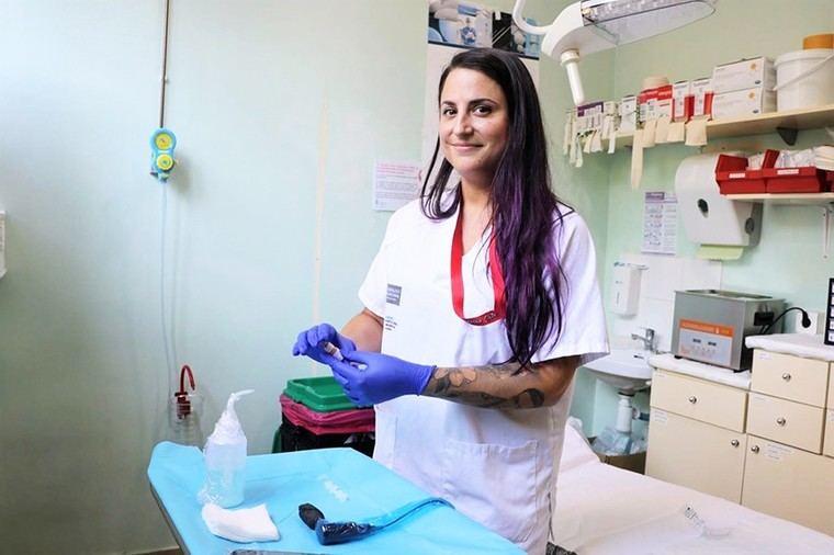 Hospital General de Valencia amplía micropigmentación oncológica para más pacientes