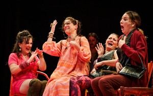 El Teatre Principal de Castelló acoge 'Las bingueras de Eurípides' y el espectáculo familiar 'Boira'