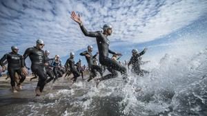 El triatlón MTRI València se celebra este fin de semana en la playa y Algirós