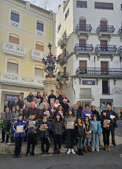 El Museu Pedagògic de Castelló presenta un libro sobre las escuelas rurales de Llucena