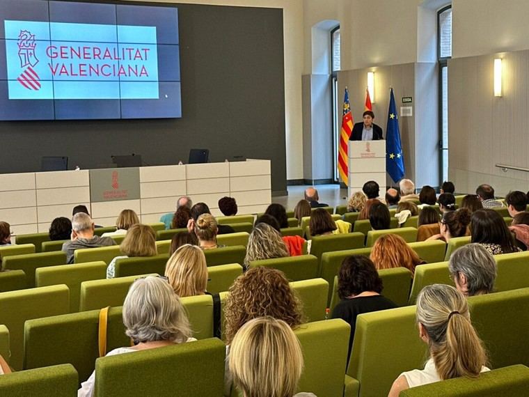 Compromiso del Consell con la salud mental y atención centrada en las personas